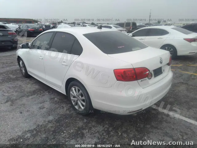 2013 Volkswagen Jetta Sedan — zdjęcie 3 (iaai)