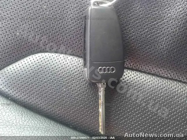 2015 Audi Q7 — photo 11 (iaai)