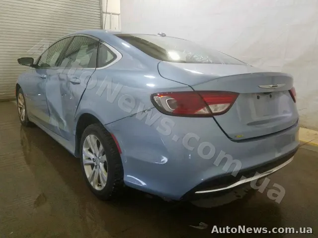 2015 Chrysler 200 — фото 3 (copart)