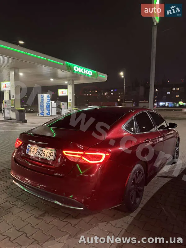 2014 Chrysler 200, VIN 1C3CCCABXFN639945, госномер КА2826ОР — фото 6 (autoria)