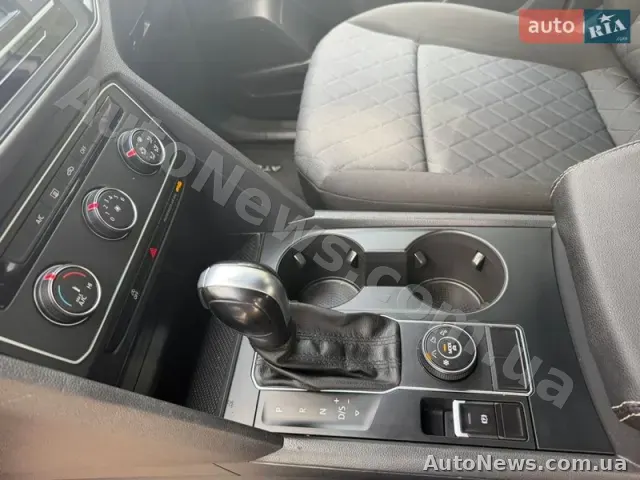 2020 Volkswagen Atlas Cross Sport, VIN 1V2GC2CA2LC213264 — фото 34 (autoria)