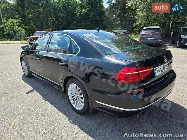 2016 Volkswagen Passat, VIN 1VWBT7A35GC057673, plate АА5617ХЕ — photo 6 (autoria)