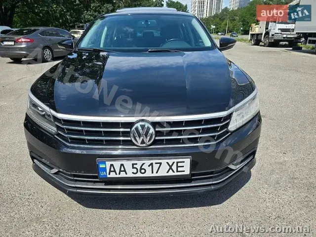 2016 Volkswagen Passat, VIN 1VWBT7A35GC057673, plate АА5617ХЕ — photo 9 (autoria)
