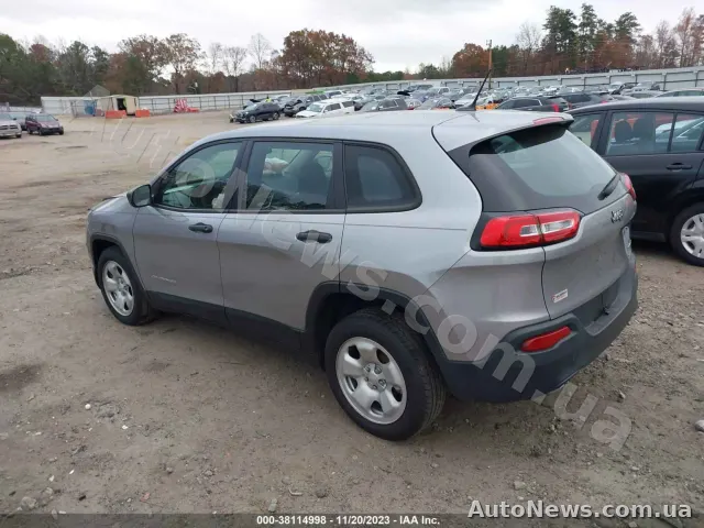 2017 Jeep Cherokee — zdjęcie 3 (iaai)