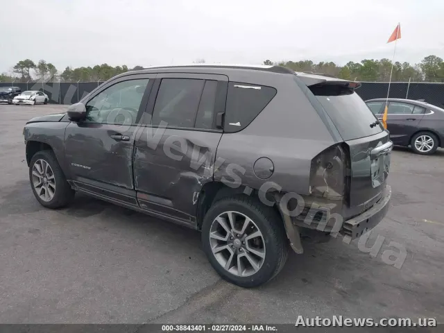 2015 Jeep Compass — фото 3 (iaai)