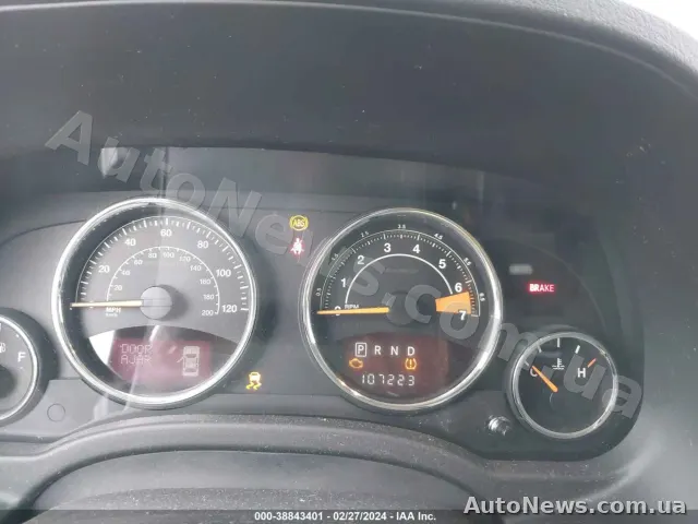 2015 Jeep Compass — фото 7 (iaai)