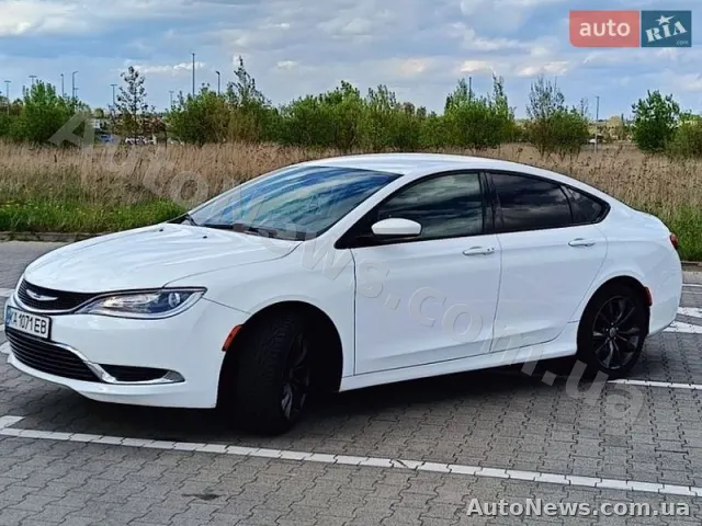 2014 Chrysler 200 — zdjęcie 6 (autoria)