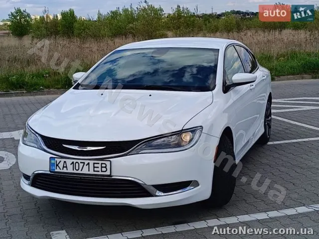2014 Chrysler 200 — zdjęcie 7 (autoria)