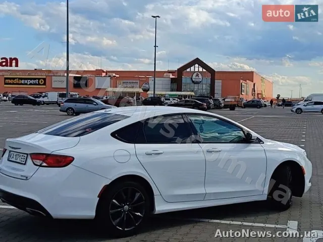 2014 Chrysler 200 — zdjęcie 8 (autoria)
