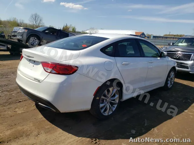 2015 Chrysler 200 — zdjęcie 4 (copart)
