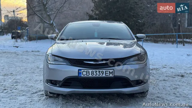 2015 Chrysler 200 — zdjęcie 1 (autoria)