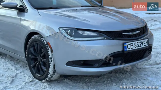 2015 Chrysler 200 — zdjęcie 11 (autoria)