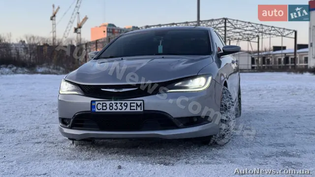 2015 Chrysler 200 — zdjęcie 13 (autoria)