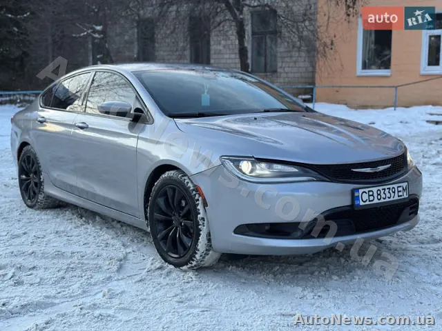 2015 Chrysler 200 — zdjęcie 2 (autoria)