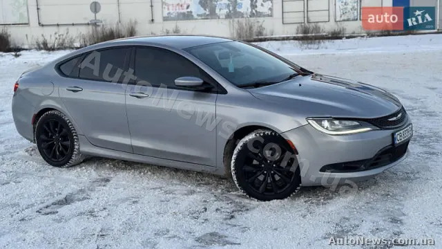 2015 Chrysler 200 — zdjęcie 20 (autoria)