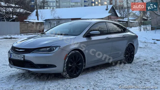 2015 Chrysler 200 — zdjęcie 3 (autoria)