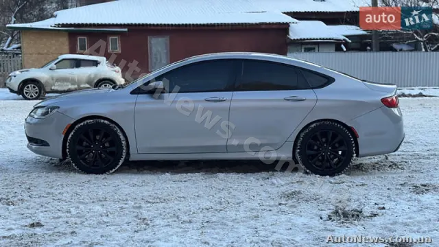 2015 Chrysler 200 — zdjęcie 4 (autoria)