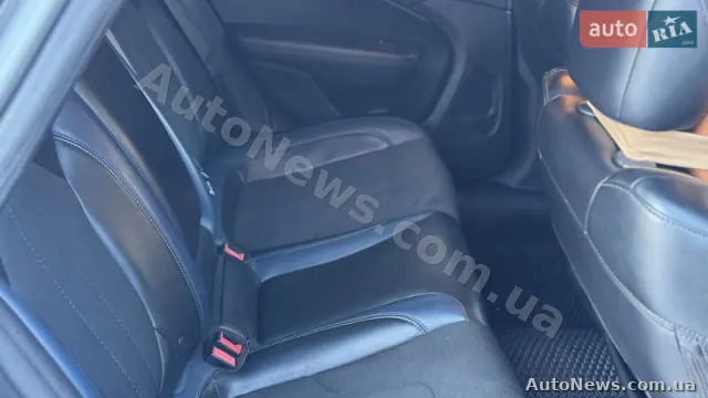 2015 Chrysler 200 — zdjęcie 42 (autoria)