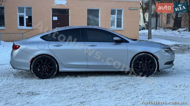 2015 Chrysler 200 — zdjęcie 5 (autoria)