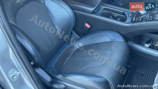 2015 Chrysler 200 — zdjęcie 52 (autoria)