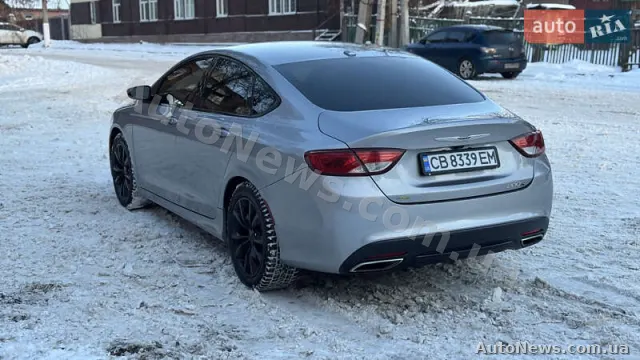 2015 Chrysler 200 — zdjęcie 8 (autoria)