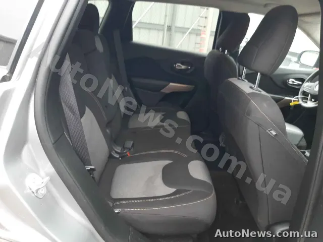 2017 Jeep Cherokee — фото 6 (copart)