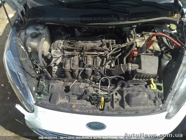 2015 Ford Fiesta — photo 10 (iaai)