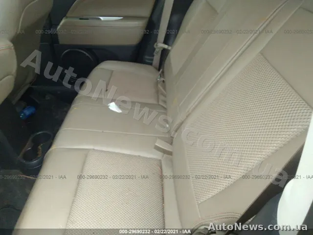 2014 Jeep Compass — photo 8 (iaai)
