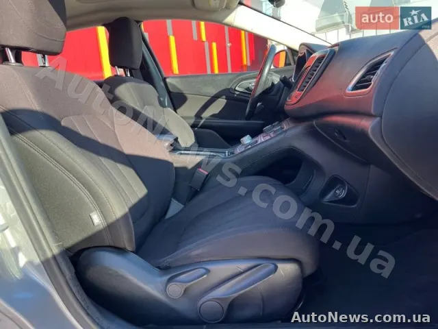 2014 Chrysler 200 — zdjęcie 42 (autoria)
