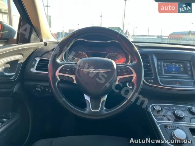 2014 Chrysler 200 — zdjęcie 46 (autoria)