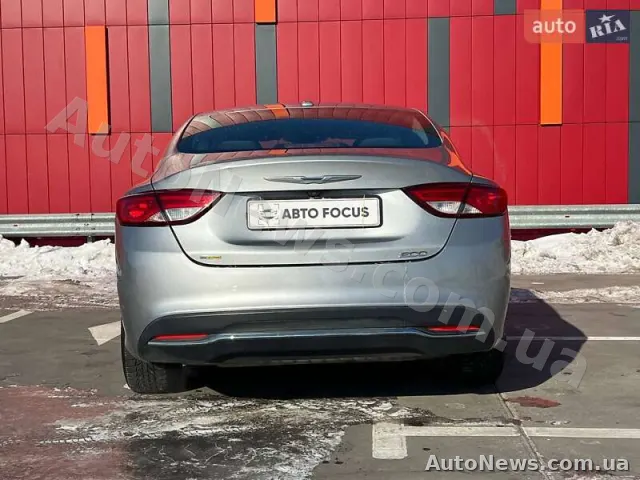 2014 Chrysler 200 — zdjęcie 7 (autoria)