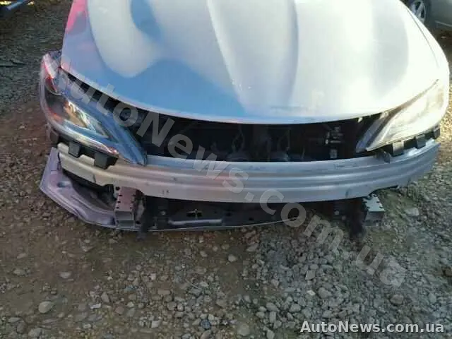 2015 Chrysler 200 — zdjęcie 10 (copart)