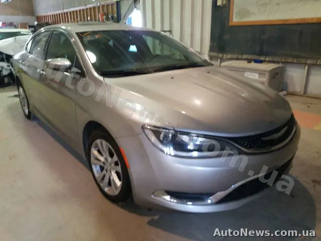 2015 Chrysler 200 — zdjęcie 11 (copart)