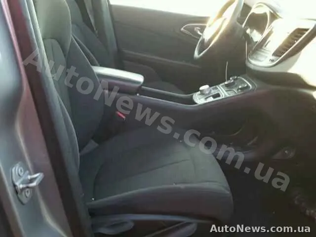 2015 Chrysler 200 — zdjęcie 5 (copart)