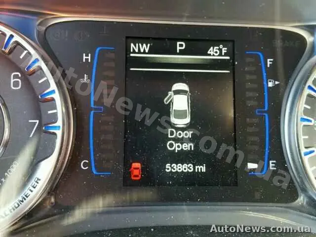 2015 Chrysler 200 — zdjęcie 8 (copart)