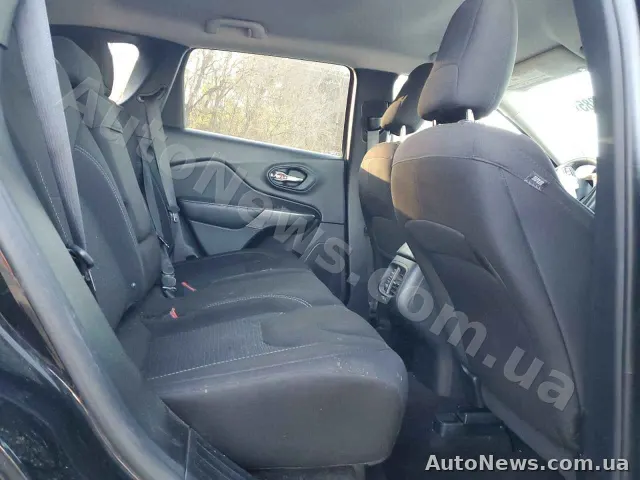 2018 Jeep Grand Cher, VIN 1C4PJLCB5KD203696, nr rej. ВМ0507ЕО — zdjęcie 11 (copart)