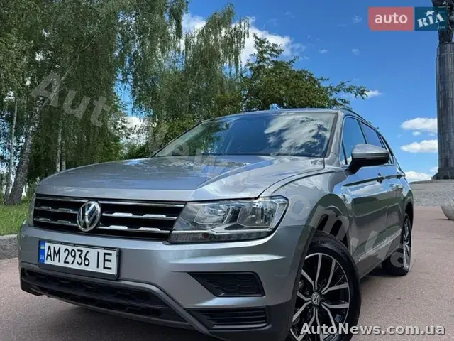 2021 Volkswagen Tiguan, VIN 3VV3B7AX0MM001584 — фото 2 (autoria)