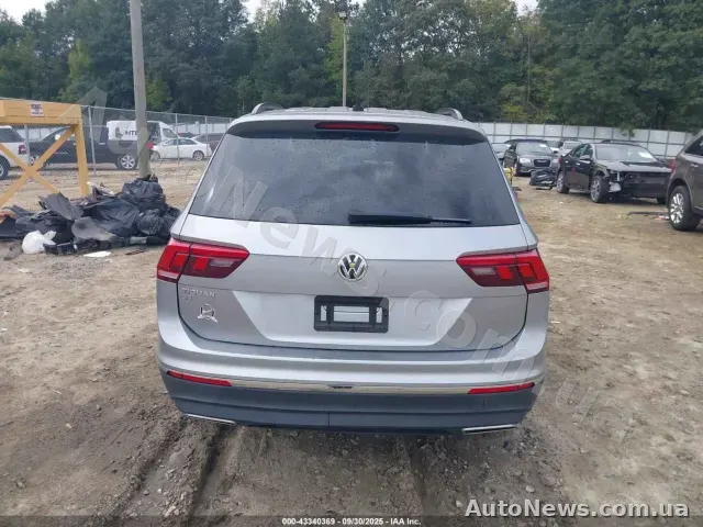 2021 Volkswagen Tiguan, VIN 3VV3B7AX0MM001584 — фото 16 (iaai)