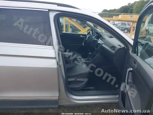 2021 Volkswagen Tiguan, VIN 3VV3B7AX0MM001584 — фото 5 (iaai)