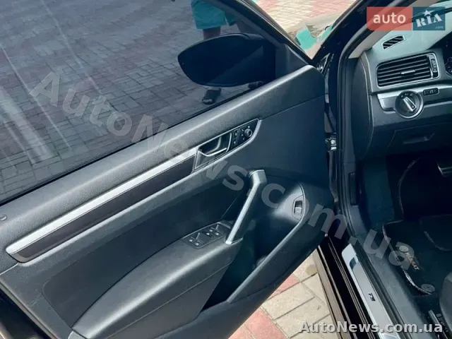 2017 Volkswagen Passat, VIN 1VWDT7A30HC069952, держномер КР3454ІС — фото 13 (autoria)