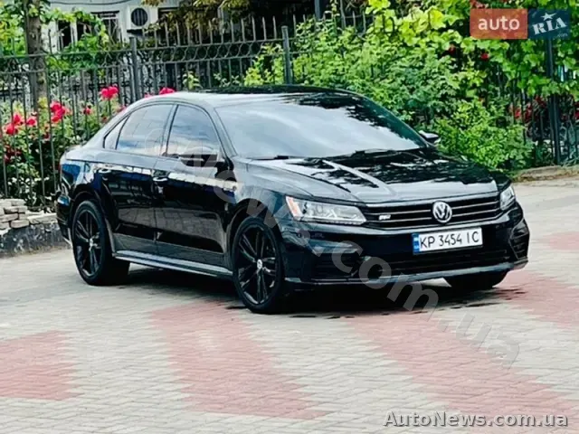 2017 Volkswagen Passat, VIN 1VWDT7A30HC069952, держномер КР3454ІС — фото 16 (autoria)