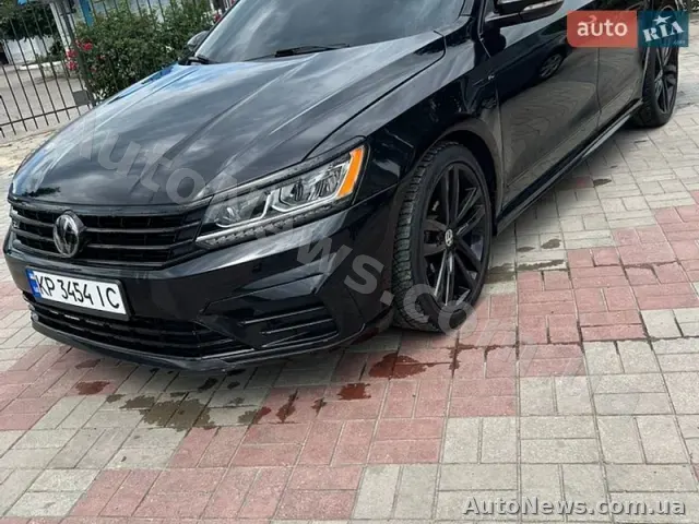 2017 Volkswagen Passat, VIN 1VWDT7A30HC069952, держномер КР3454ІС — фото 7 (autoria)