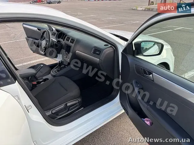 2015 Volkswagen Jetta, VIN 3VWD17AJ3FM344133, держномер КА1837ММ — фото 13 (autoria)