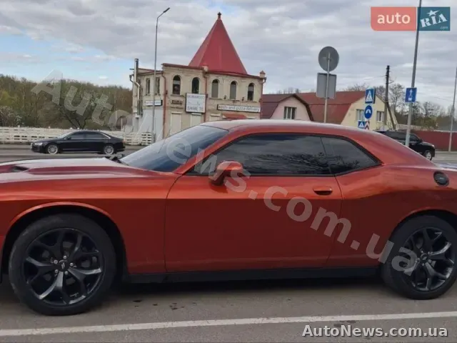 2020 Dodge Challenger, VIN 2C3CDZAG9LH227130, plate АВ4011КХ — photo 2 (autoria)