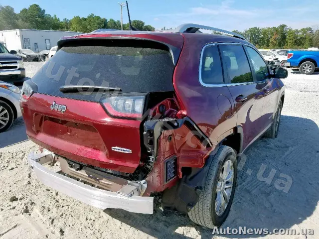 2019 Jeep Cherokee L — photo 4 (copart)