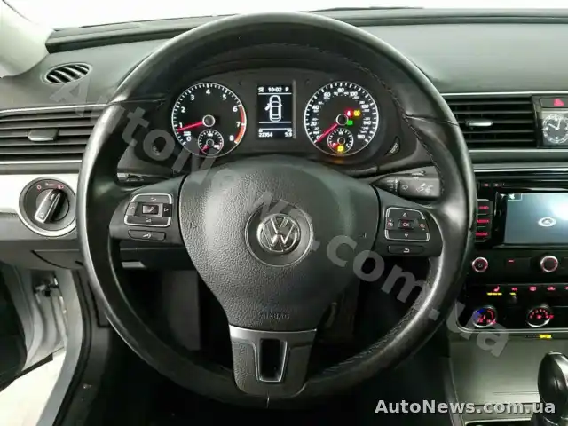 2014 Volkswagen Passat, VIN 1VWBT7A36EC091764, nr rej. НН7774ЕВ — zdjęcie 10 (manheim)