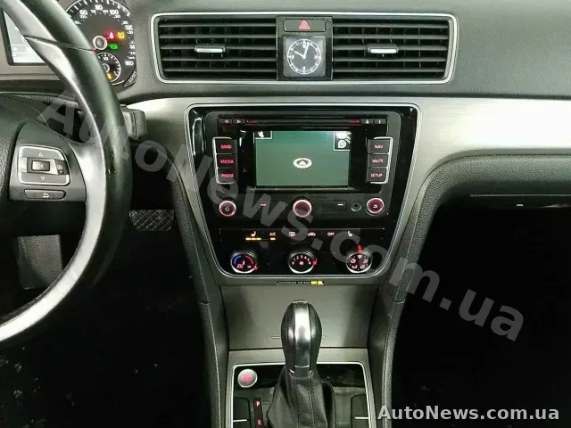 2014 Volkswagen Passat, VIN 1VWBT7A36EC091764, держномер НН7774ЕВ — фото 11 (manheim)