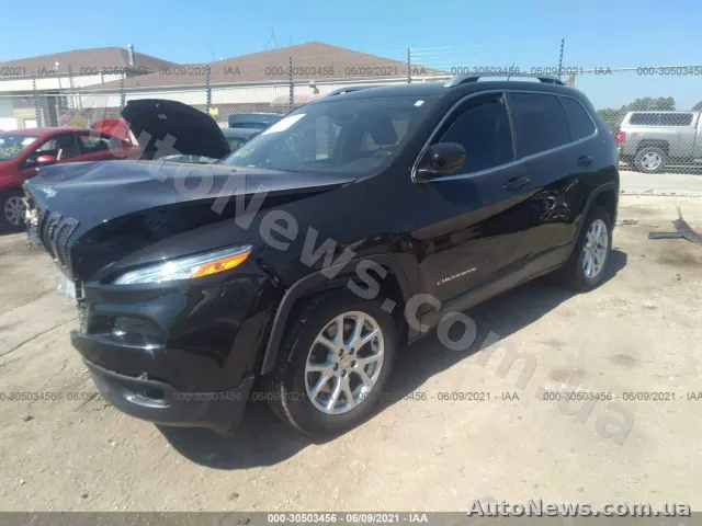 2016 Jeep Cherokee, VIN 1C4PJLCB8GW292031, nr rej. АТ1958НС — zdjęcie 2 (iaai)