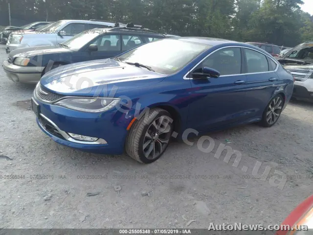 2015 Chrysler 200 — zdjęcie 2 (iaai)