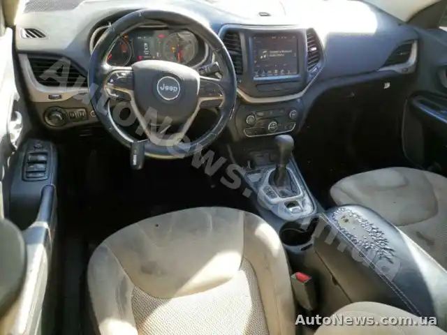 2016 Jeep Grand Cher, VIN 1C4PJLCB0GW350553, госномер ВС6457ТХ — фото 8 (copart)